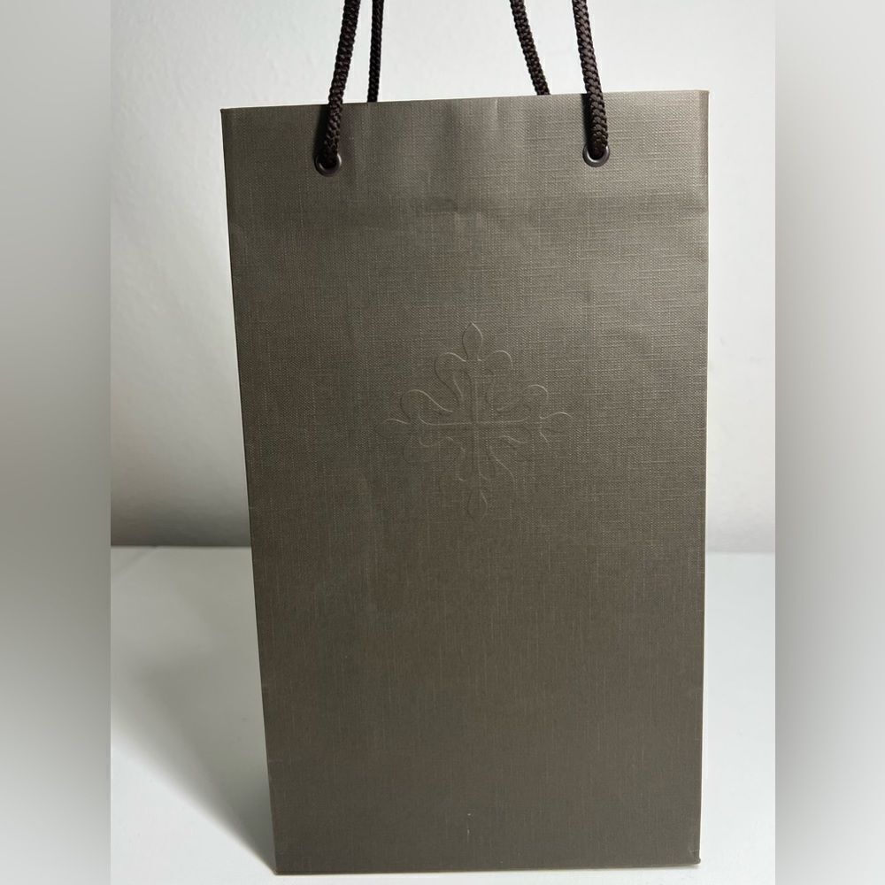 Patek Philippe Paper Gift Bag - Picture 5 of 10